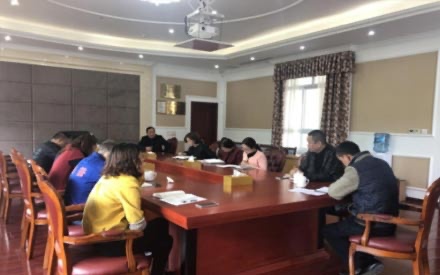 查找自身不足  促進團隊協作——森普公司中層干部的民主生活會