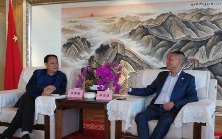 四川森普公司董事長江澤佩專程拜訪四川省一帶一路 促進會林忠清會長